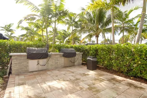 4628 Pinehurst Trail Oakland Park FL 33309