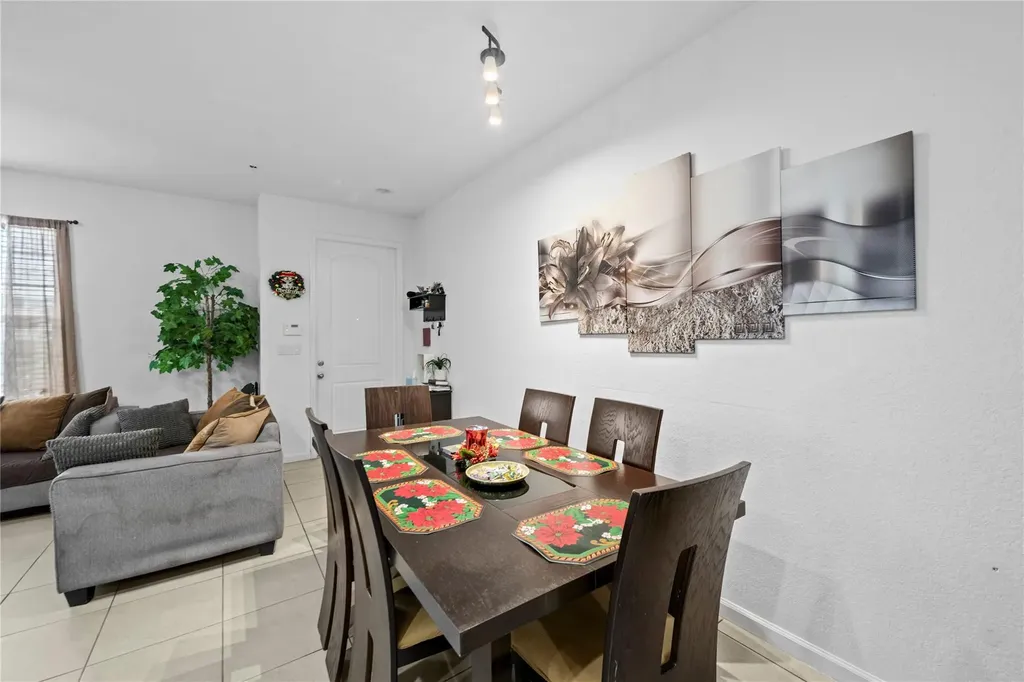 197 SW 6th Place Pompano Beach FL 33060