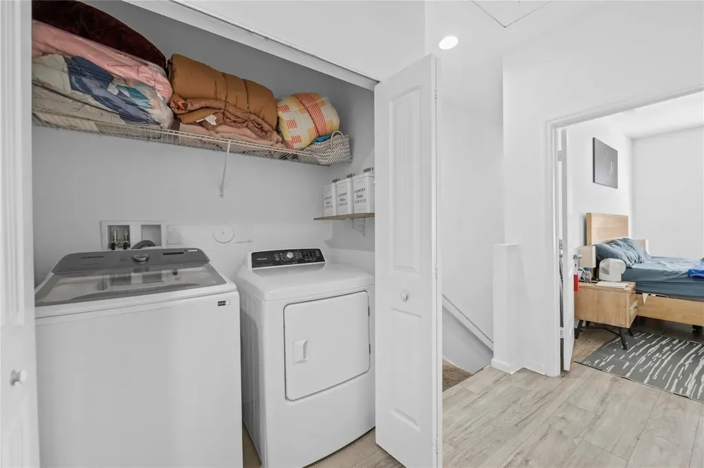 197 SW 6th Place Pompano Beach FL 33060