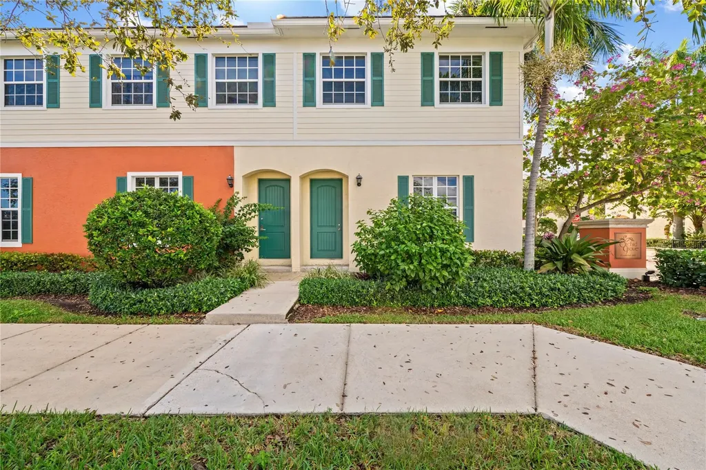 197 SW 6th Place Pompano Beach FL 33060