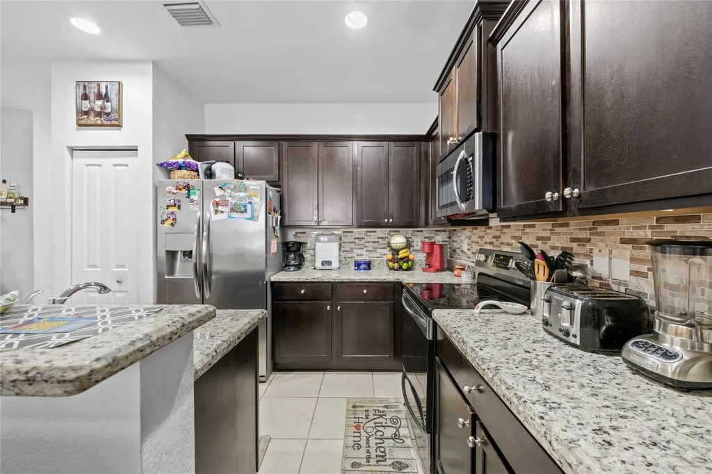 197 SW 6th Place Pompano Beach FL 33060