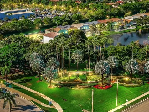 15817 4th Court Pembroke Pines FL 33028