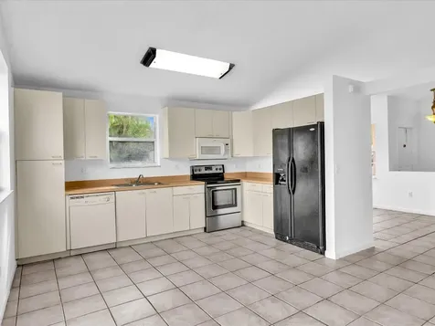 15817 4th Court Pembroke Pines FL 33028