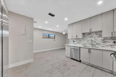 1004 Johnson Street Hollywood FL 33019