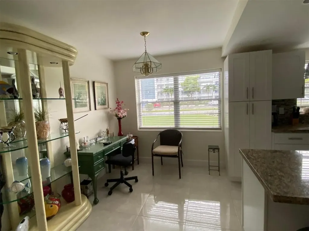 321 Durham J Deerfield Beach FL 33442