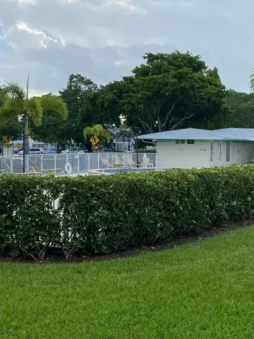 321 Durham J Deerfield Beach FL 33442