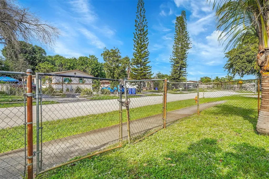 2870 NW 22 Street Fort Lauderdale FL 33311