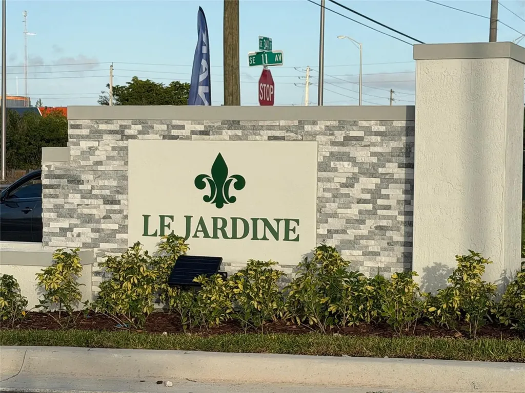1136 SE 2 Terrace Florida City FL 33034