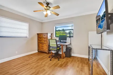 4221 NE 13th Avenue Oakland Park FL 33334