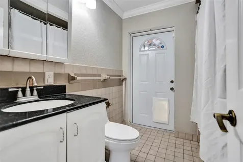 4221 NE 13th Avenue Oakland Park FL 33334