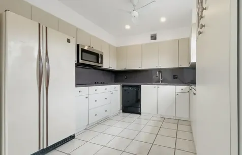 101 SW 132nd Way Hollywood FL 33027