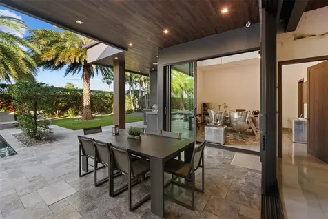 2213 NE 37th Drive Fort Lauderdale FL 33308