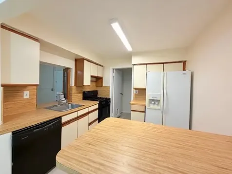 8660 NW 26th Place Sunrise FL 33322