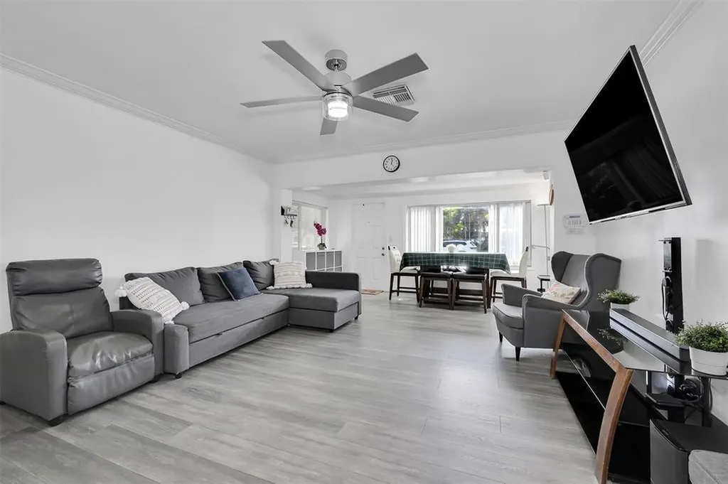 2535 Sherman Street Hollywood FL 33020
