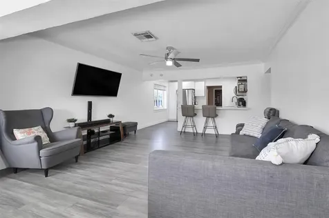 2535 Sherman Street Hollywood FL 33020