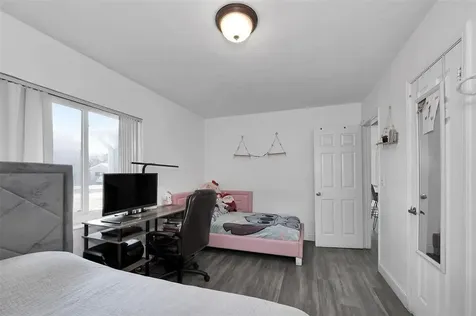 2535 Sherman Street Hollywood FL 33020