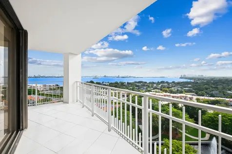 1000 Quayside Terrace Miami FL 33138