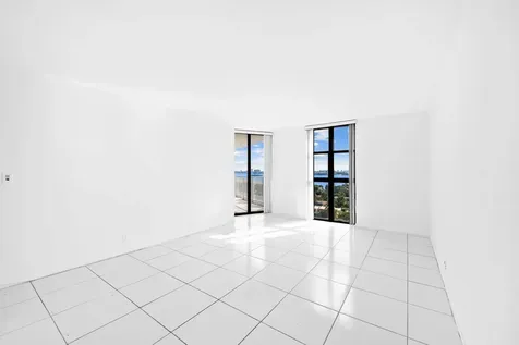 1000 Quayside Terrace Miami FL 33138