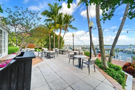 1000 Quayside Terrace Miami FL 33138