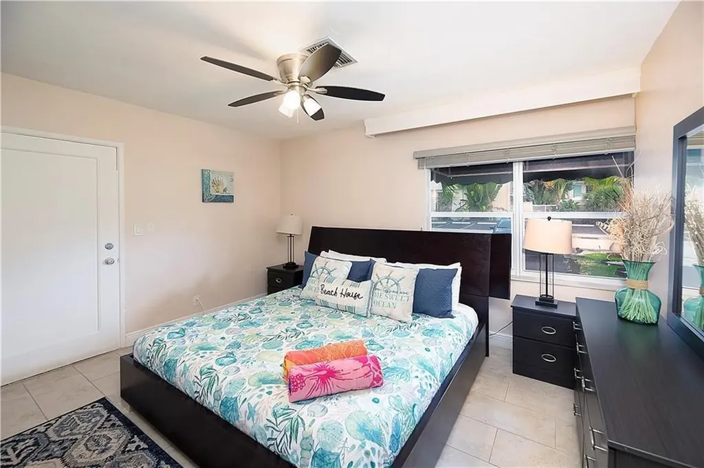 2613-2615 NE 33rd Avenue Fort Lauderdale FL 33308