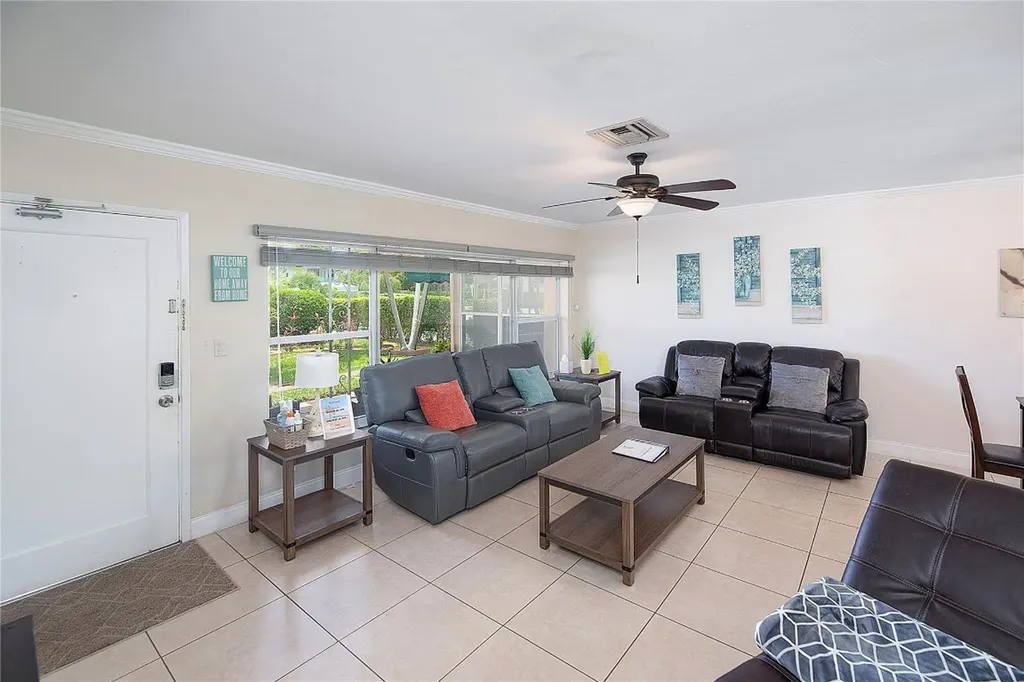 2613-2615 NE 33rd Avenue Fort Lauderdale FL 33308