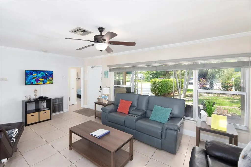 2613-2615 NE 33rd Avenue Fort Lauderdale FL 33308