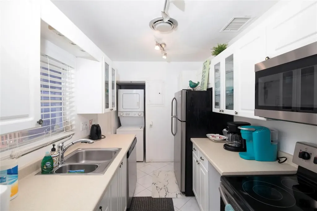 2613-2615 NE 33rd Avenue Fort Lauderdale FL 33308