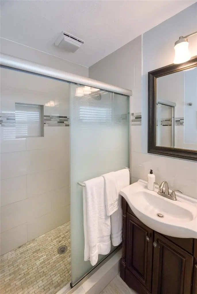 2613-2615 NE 33rd Avenue Fort Lauderdale FL 33308