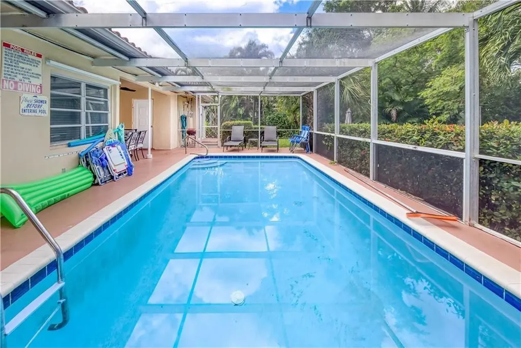 2613-2615 NE 33rd Avenue Fort Lauderdale FL 33308