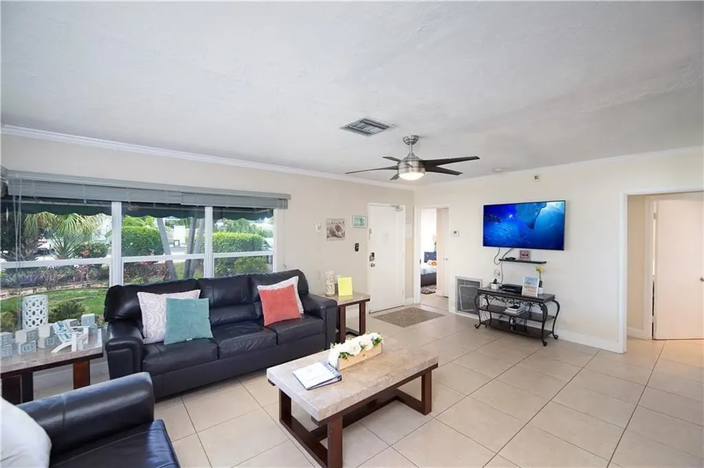 2613-2615 NE 33rd Avenue Fort Lauderdale FL 33308