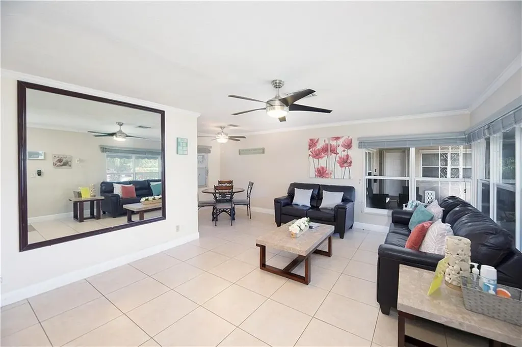 2613-2615 NE 33rd Avenue Fort Lauderdale FL 33308