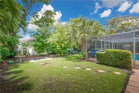 2613-2615 NE 33rd Avenue Fort Lauderdale FL 33308
