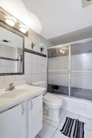 5570 NW 44th Street Lauderhill FL 33319