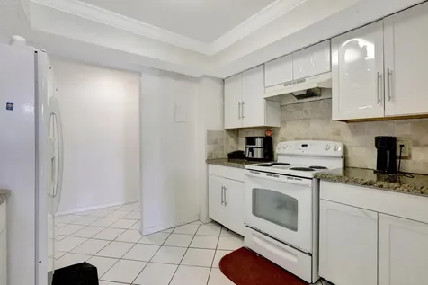 5570 NW 44th Street Lauderhill FL 33319