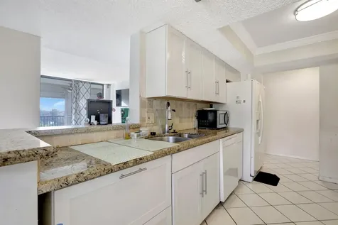 5570 NW 44th Street Lauderhill FL 33319