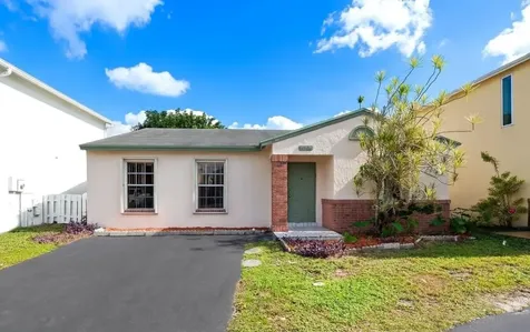 14106 Langley Place Davie FL 33325