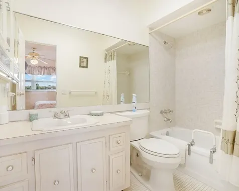 3500 NW 48th Avenue Lauderdale Lakes FL 33319