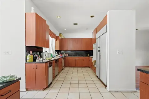 140 Royal Palm Court Plantation FL 33317