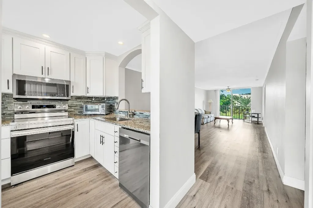 14307 Bedford Drive Delray Beach FL 33446