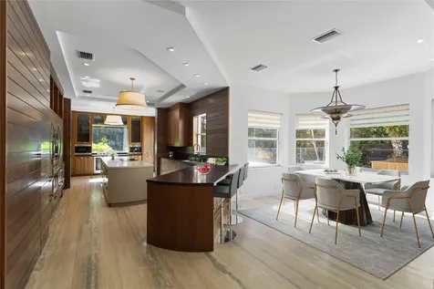 1585 Victoria Isle Way Weston FL 33327