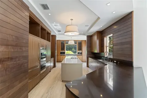 1585 Victoria Isle Way Weston FL 33327