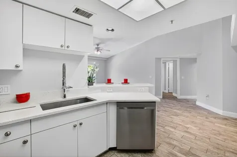 2119 SE 10th Avenue Fort Lauderdale FL 33316
