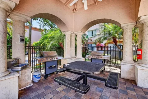 2119 SE 10th Avenue Fort Lauderdale FL 33316