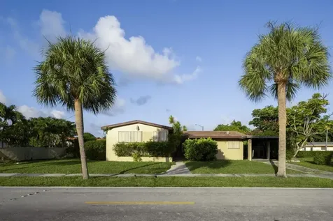 18140 S Glades Drive North Miami Beach FL 33162