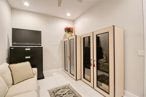 12095 E Bastille Circle Parkland FL 33076