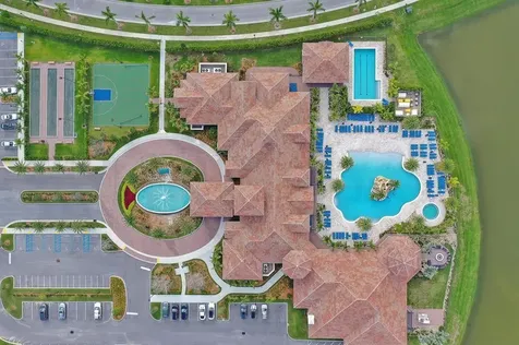 12095 E Bastille Circle Parkland FL 33076