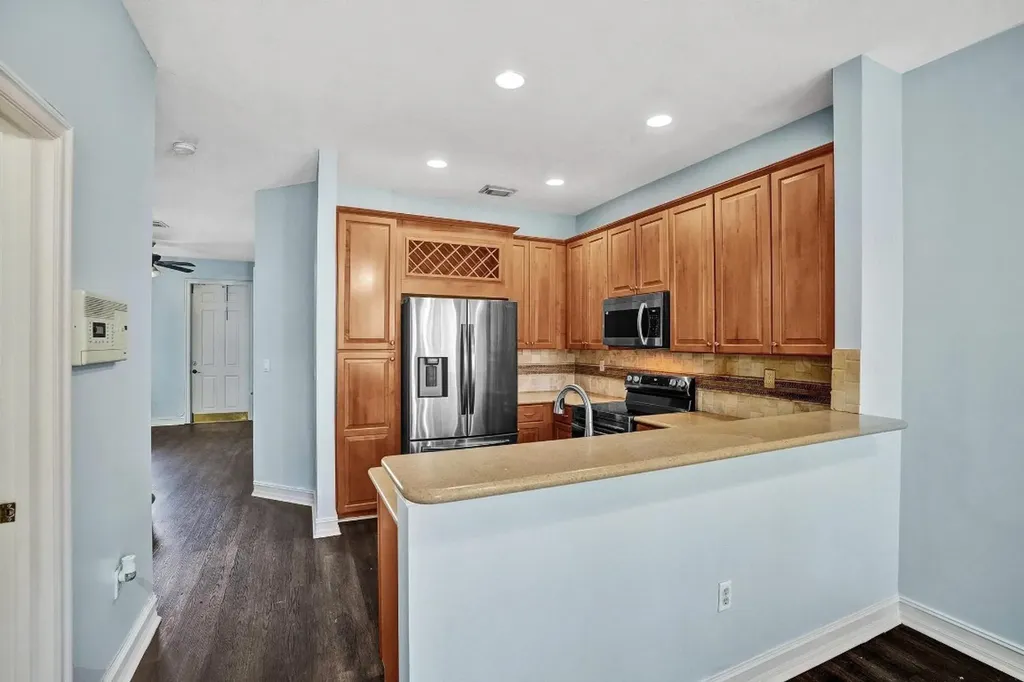 21403 NW 13th Court Miami FL 33169