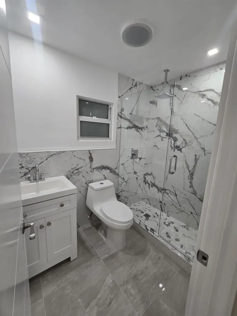 2207 Taft Street Hollywood FL 33020