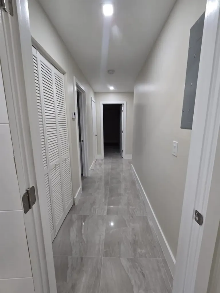 2207 Taft Street Hollywood FL 33020