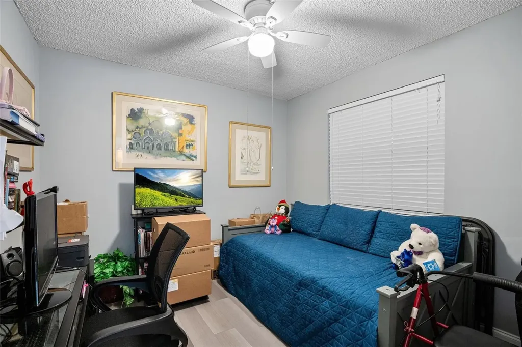 10402 Sunrise Lakes Boulevard Sunrise FL 33322